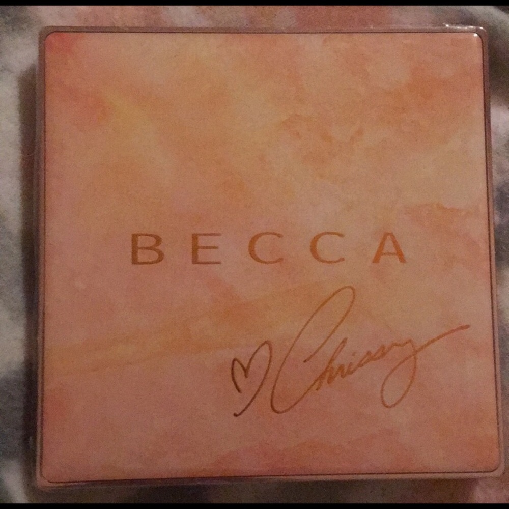 BECCA x Chrissy Glow Face Palette